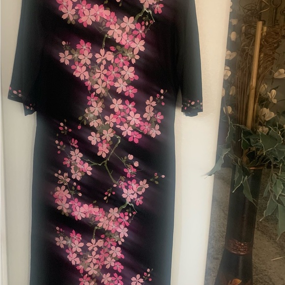 Vintage Alfred Shaheen Kimono - Picture 2 of 9